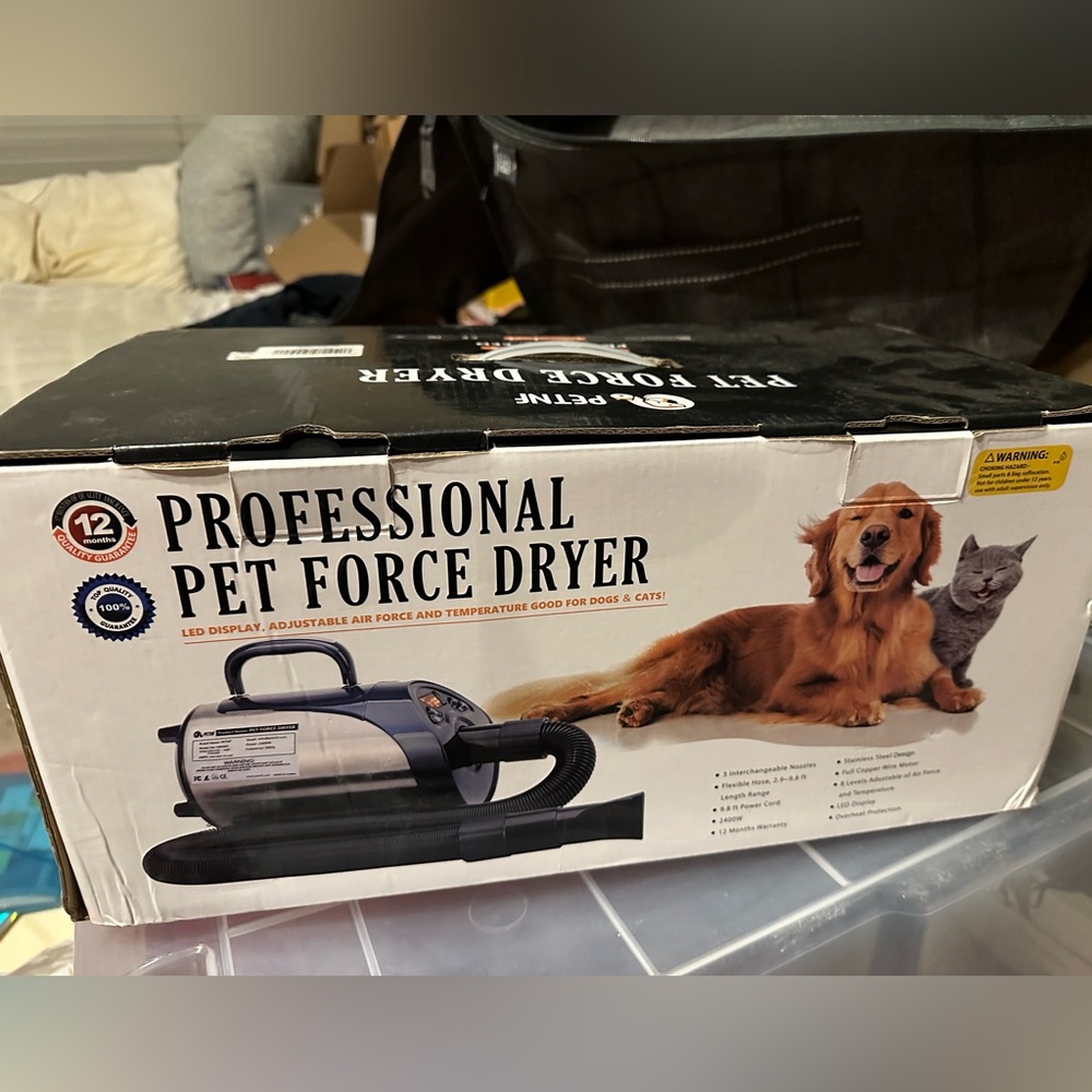 Professional Pet Force Dryer.  New. See box for description.